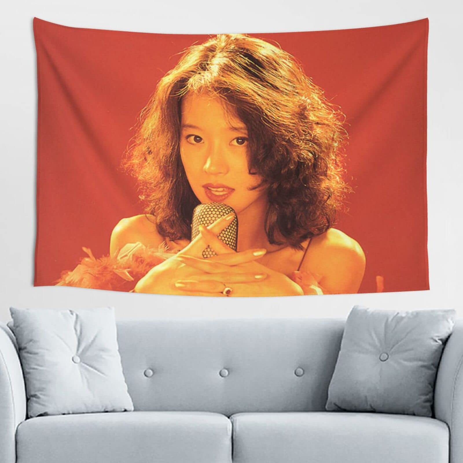 Amazon.co.jp: 中森明菜 タペストリー 壁掛け 壁飾り 装飾布